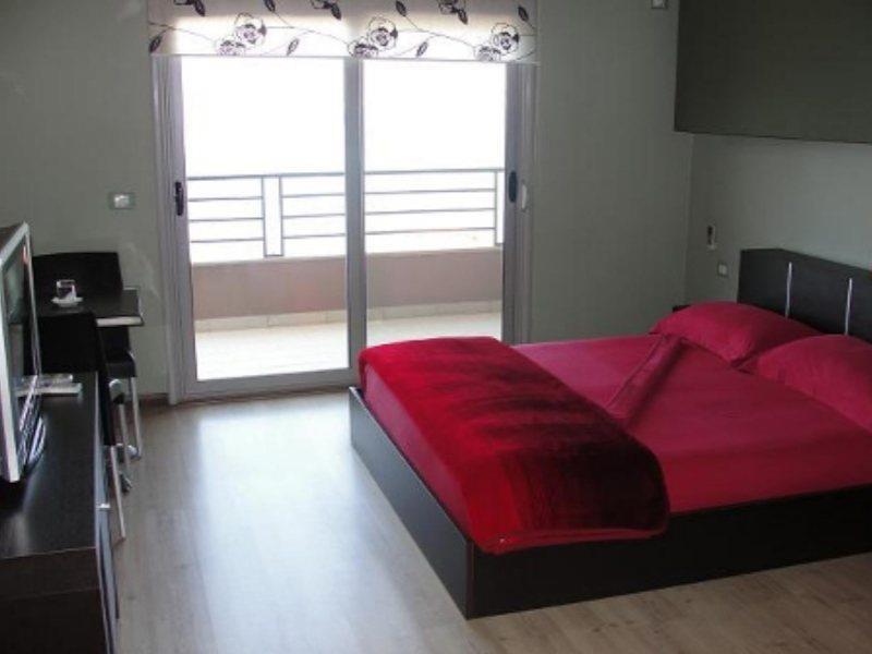 Ambasador Hotel Vlore Exterior photo